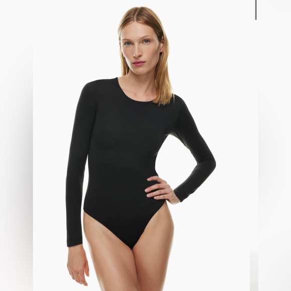 Aritzia Babaton contour crew longsleeve body suit - Picture 1 of 3